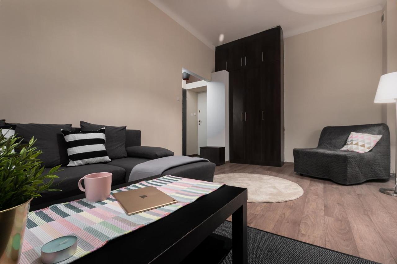 Apartments Madelaine Warsaw By Noclegi Renters Esterno foto